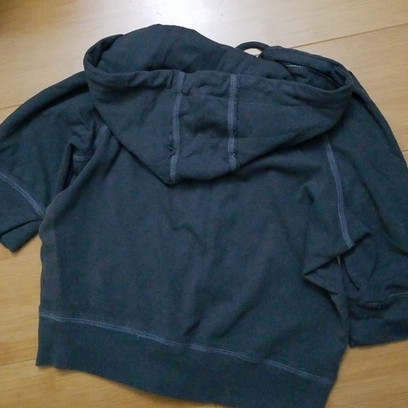 American Eagle Outfitters gray sweatshirt - Picture 3 of 4